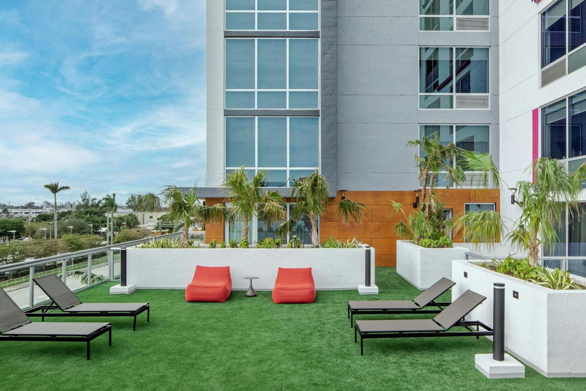Aloft Fort Lauderdale Airport & Cruise Port Bagian luar foto
